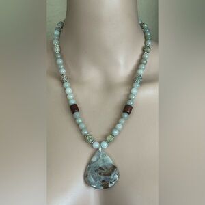 24 inch Jade bead necklace NWOT